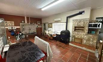 Imagem 3: Casa 03 dormitórios, no bairro Goiás com espaço comercial