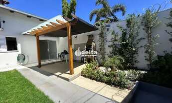 Imagem 7: Casa com 2 quartos sendo 1 suíte disponível para locação e venda no bairro Jardim Europa e