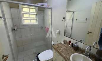 Imagem 7: Sobrado com 2 suítes mais 1 quarto à venda no bairro Espinheiros em Joinville - SC por R