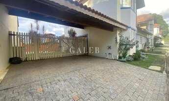 Imagem 2: CASA EM CONDOMÍNIO FECHADO COM LOCALIZAÇÃO PRIVILEGIADAEM ATIBAIA, COM PISCINA E ÁREA DE 2