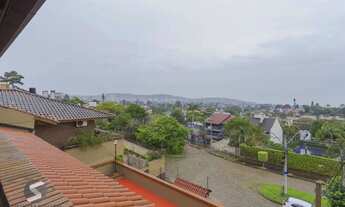 Imagem 3: Casa semi-mobiliada na Vila Assunção com vista deslumbrante para o Guaíba e Veleiros do Su