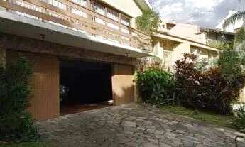 Imagem 3: Casa em Porto Alegre, no bairro Jardim Isabel, com 5 dormitório(s), e 5 banheiro
