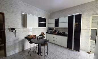 Imagem 7: Casa / Sobrado para Venda em Goiânia, Jardim Ana Lúcia, 4 dormitórios, 2 suítes, 5 banheir