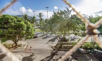 Imagem 4: Amplo apartamento 120 m², reformado, frente Mar em São Francisco, vista livre e perene