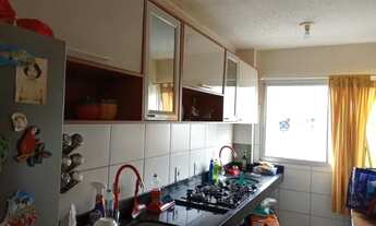 Imagem 2: Apartamento com: 2 quartos, sala e copa integrada, cozinha, banheiro e garagem