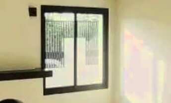 Imagem 4: Casa totalmente térrea, recém reformada em bairro nobre, próximo a Avenida Lucas Nogueira