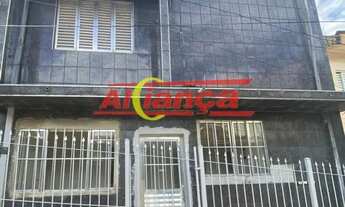 Imagem: Sobrado com 3 quartos, confortável e bem