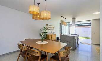 Imagem 6: Sobrado Moderno e Conceitual no Água Verde - Design, Conforto e Exclusividade