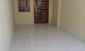 Imagem 2: Aluga-se casa próxima da UFC em Russas, com 3 quartos e garagem