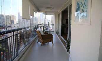 Imagem 6: Apartamento para venda tem 216 metros quadrados com 3 quartos