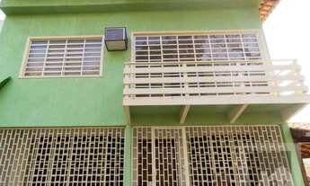 Imagem 3: Casa de esquina · 713 Sul · 4 quartos · tima localização · Potencial para reforma de moder