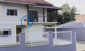 Imagem 4: Excelente sobrado em rua sem saída com 165m², 3 dormitórios sendo 1 suíte com closet