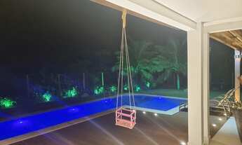 Imagem 2: Casa de condomínio para venda com 380 metros quadrados com 5 quartos