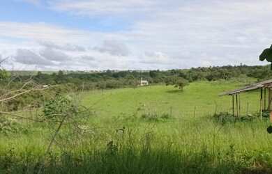 Imagem 2: Chácara para venda com 21 mil metros casa com 5 quartos cercada, água e luz linda