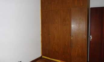 Imagem 6: Excelente casa ampla um grande estacionamento contendo vagas cobertas e descobertas!