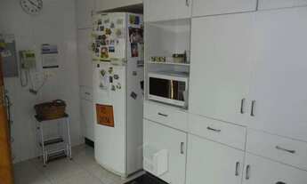 Imagem 7: Bem localizado! Casa com 3 dormitórios