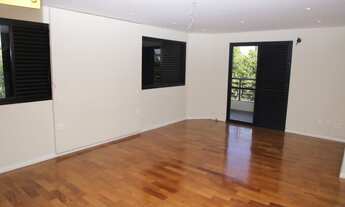 Imagem 6: Apartamento para aluguel e venda possui 240 metros quadrados com 3 quartos