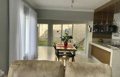 Imagem 4: Linda casa recém construída, à venda no Condomínio Bosque dos Cambarás em Valinhos/SP