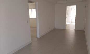 Imagem 2: Apartamento para venda tem 68 metros quadrados com 2 quartos em Vila Isabel - Rio de Janei