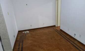 Imagem 2: Apartamento para aluguel com 50 metros quadrados com 2 quartos em Leme - Rio de Janeiro