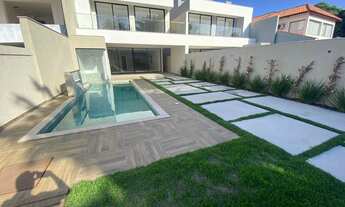 Imagem: Casa de 4 quartos na Barra da Tijuca Condomínio