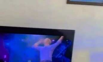 Imagem 3: Rio Vermelho/Garibaldi 2/4, Mobiliado, 02 banheiros, Cond Infra e ótima localização. Porta