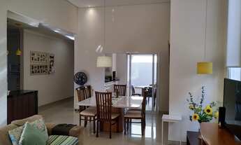 Imagem 5: Casa de condomínio térrea para venda possui 172 metros quadrados com 3 quartos