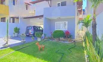 Imagem: Casa duplex condomínio fechado