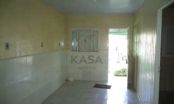 Imagem 6: Ótima casa mista com 02 dormitórios, sala de estar, cozinha, banheiro social, área de serv