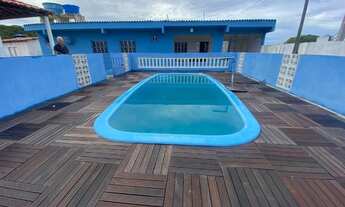 Imagem: Casa com piscina e 5 quartos na Praia de