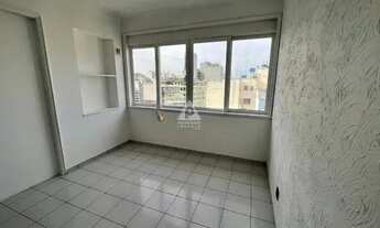 Imagem 4: Copacabana - 3 quartos com dependência e linda vista