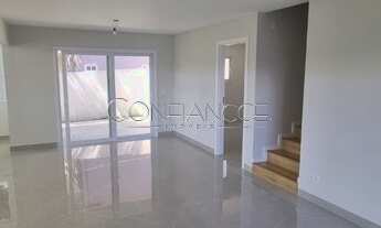 Imagem 5: Casa com 4 suítes à venda em condomínio exclusivo no São Braz em Curitiba/PR