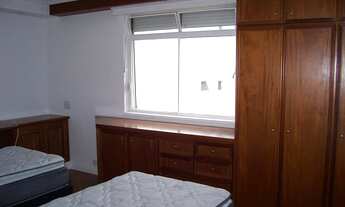 Imagem 7: APARTAMENTO REFORMADO - MOBILIADO E MUITO ESPAÇOSO - CONFORTO COM 2 VAGAS DE GARAGEM EM PR