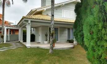 Imagem 5: Casa para aluguel e venda com 285 metros quadrados com 4 quartos.