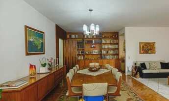 Imagem 3: Apartamento espaçoso em bom estado com 3 dormitórios e 2 vagas de garagem no Jd. Paulista