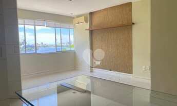 Imagem 5: Apartamento com 2 dormitórios à venda, 71 m² por R$ 1.575.000,00 - Lagoa - Rio de Janeiro