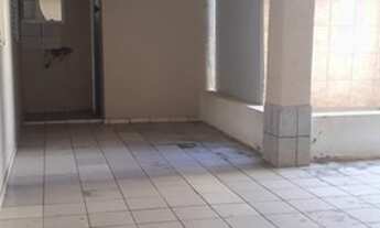 Imagem 3: Vendo na qnm 04 , casa com 2 qts sendo 1 suite mais casa de fundos