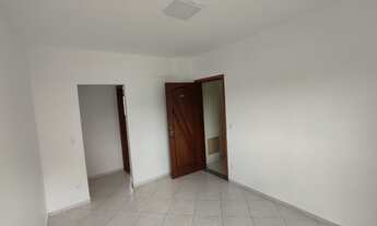 Imagem 3: Apartamento para Venda em Londrina, Centro, 2 dormitórios, 1 suíte, 2 banheiros, 1 vaga