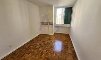 Imagem 4: Apartamento em bom estado com 3 dormitórios, 1 vaga de garagem em prédio procurado do Jd