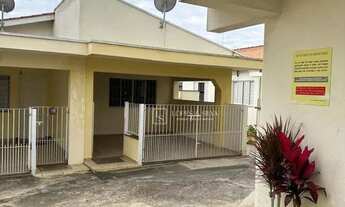 Imagem: Casa 2 dormitórios para locação localizada