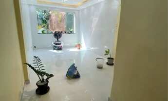 Imagem 2: Apartamento recém reformado todo no porcelanato com ar condicionado