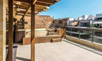 Imagem: Casa à venda com 356,00m² e 5 quartos