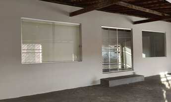 Imagem 2: Casa 450m2 - 3 quartos, sala, cozinha e área de churrasco