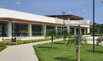 Imagem 4: Vivenda das Marinas fazendo frente com preservação e rio Tarumã