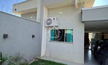 Imagem 2: CASA COM 03 DORMITORIOS - COM ENERGIA SOLAR