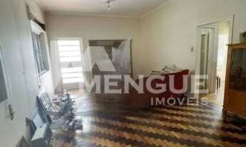 Imagem 7: Aluga -se Casa com 3 dormitorios com 2 vagas no Bairro Menino Deus com 300m² por R$ 9.000