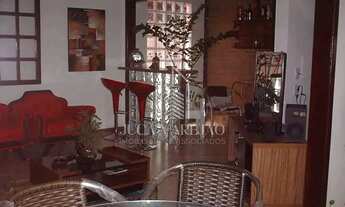 Imagem 4: Casa Duplex com Piscina à Venda em Itapuã