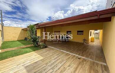 Imagem 2: Espaçosa Casa para Locação com 4 Dormitórios no Parque dos Servidores, Paulínia, SP - Conf