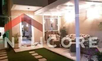 Imagem: Casa em Rua dos Pavões - Itaipu - Niterói/RJ