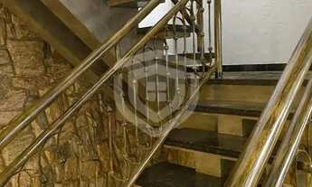 Imagem 5: Casa à venda em Vila Camargo com 3 quartos (1 suíte) com grande quintal